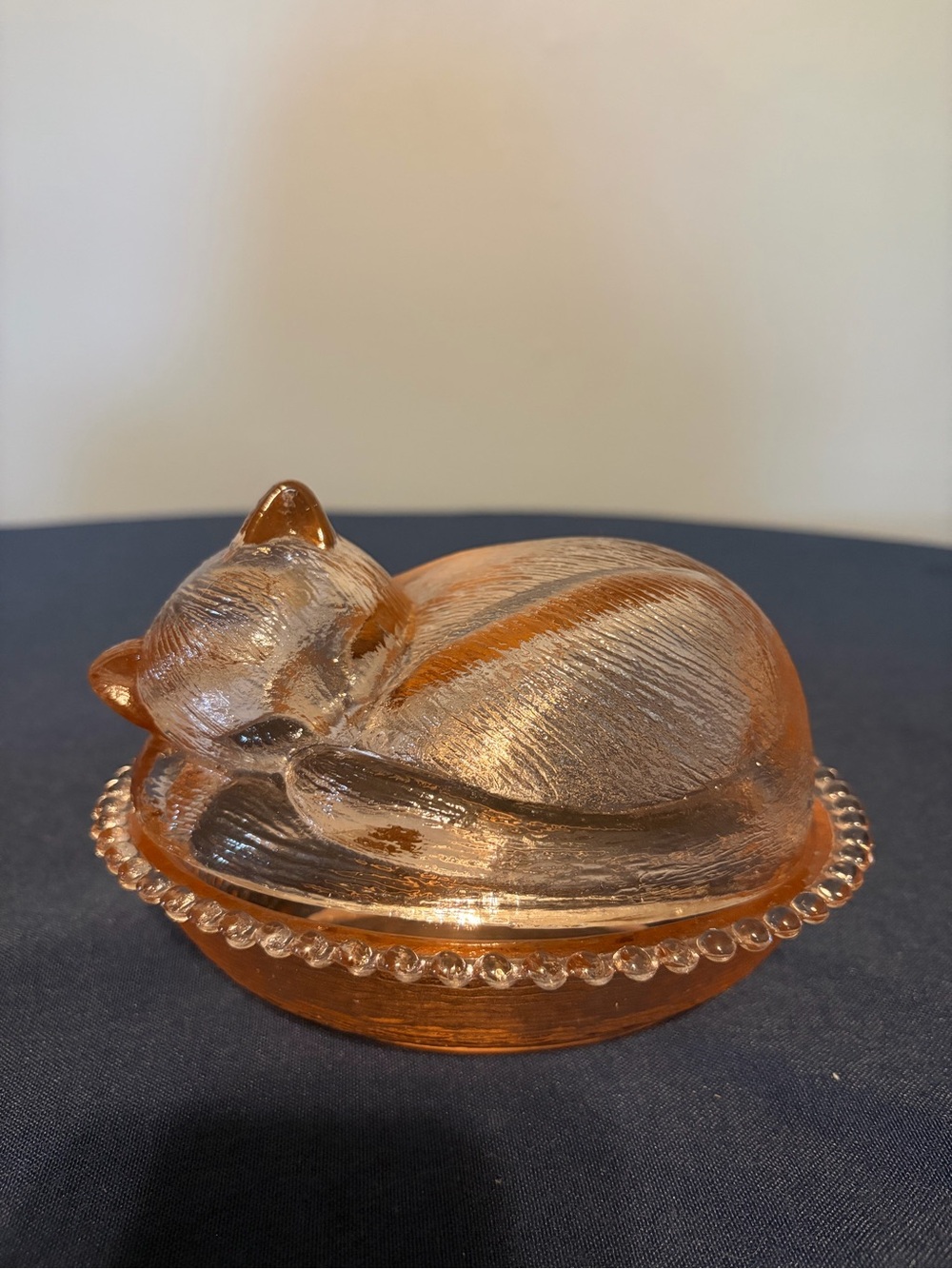 RARE Indiana Glass Confection Kitten Cat Sleeping On A Nest Pink Trinket Bowl.
